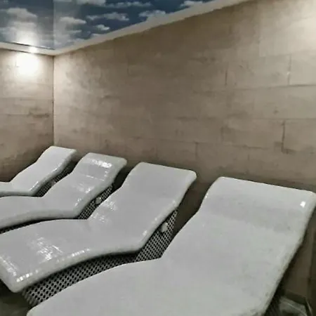 Ivkovic Milmari N16 公寓 *